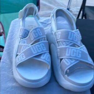 UGG Women White Sandals